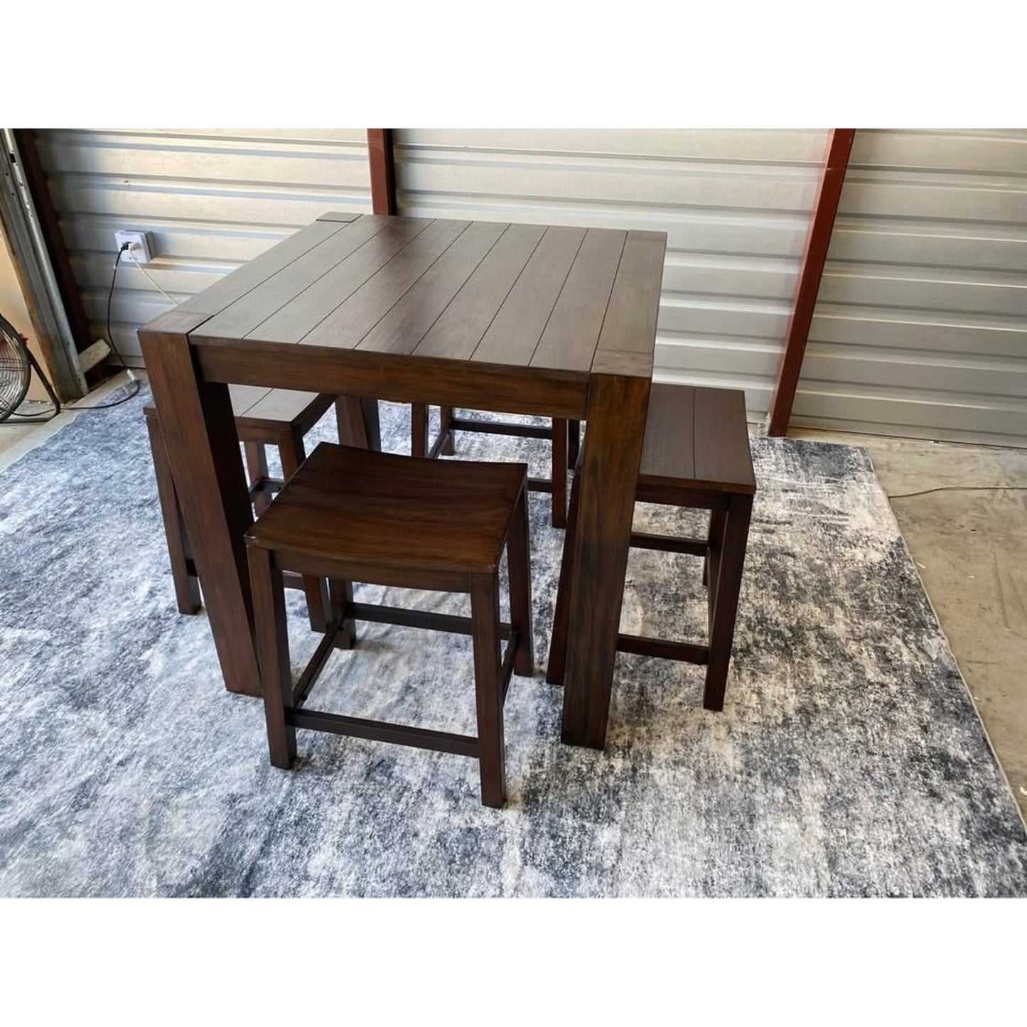 Steve Silver Westlake 5-Piece Counter Height Dining Set – Table + 4 Backless Stools – Like New