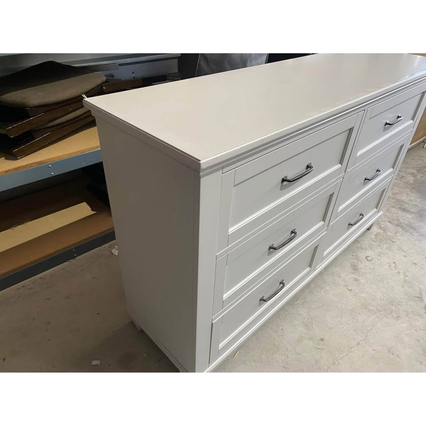 Universal broadmoor Rose 6-Drawer Dresser – New with Minor Dings and Scratches
