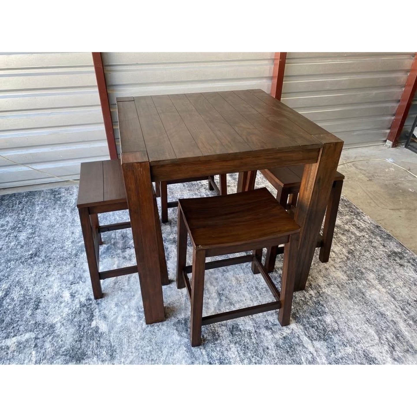 Steve Silver Westlake 5-Piece Counter Height Dining Set – Table + 4 Backless Stools – Like New