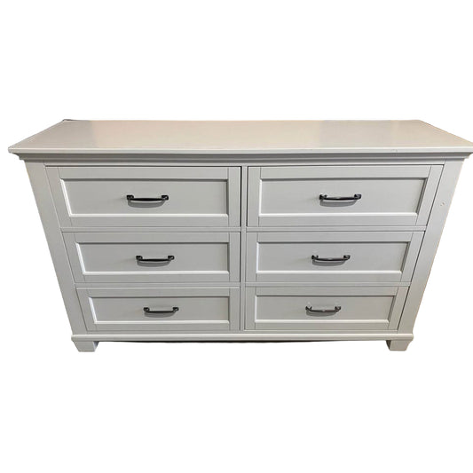 Universal broadmoor Rose 6-Drawer Dresser – New with Minor Dings and Scratches