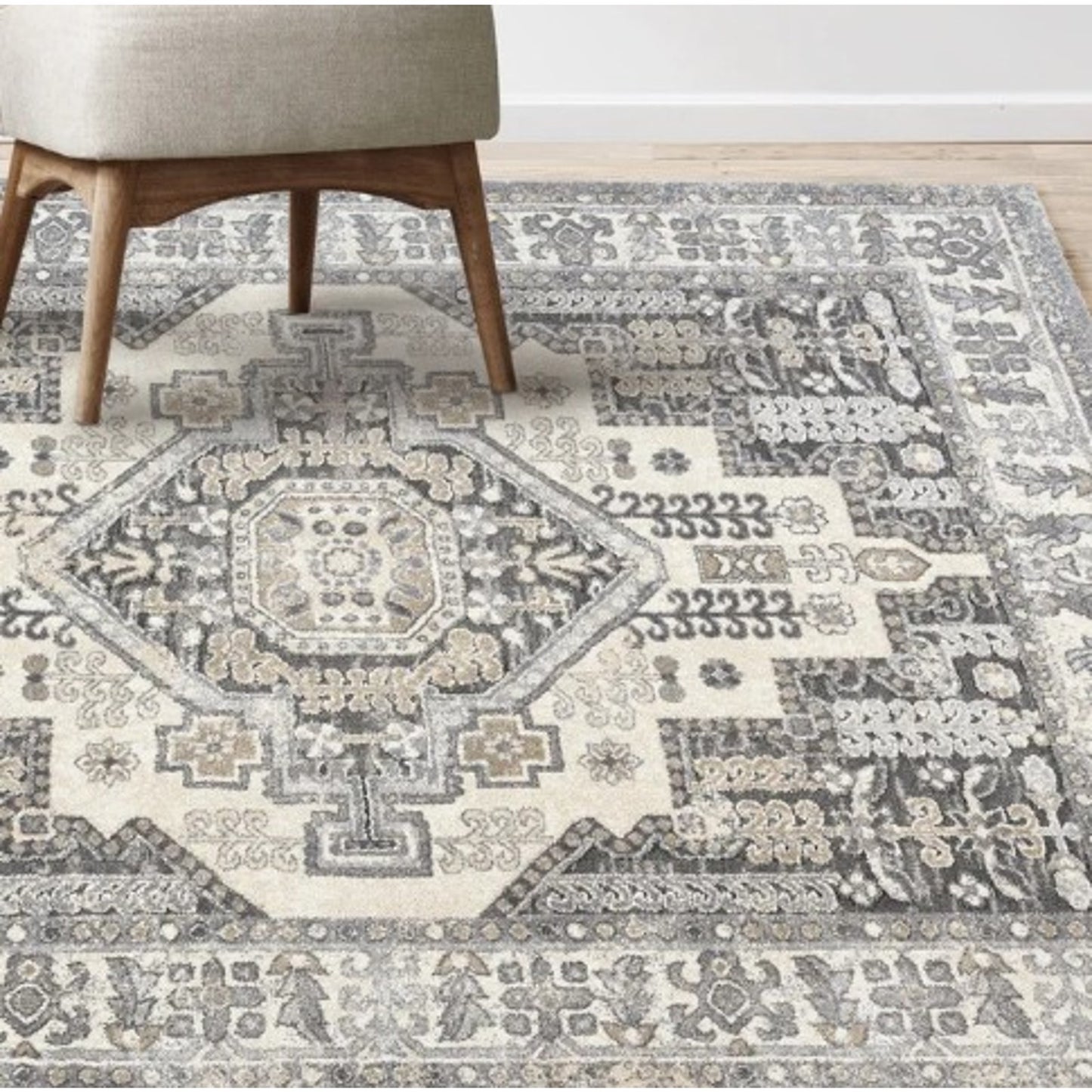 Icon Area Rug Collection, Gordon Gray  5 ft. 3 in. x 7 ft
